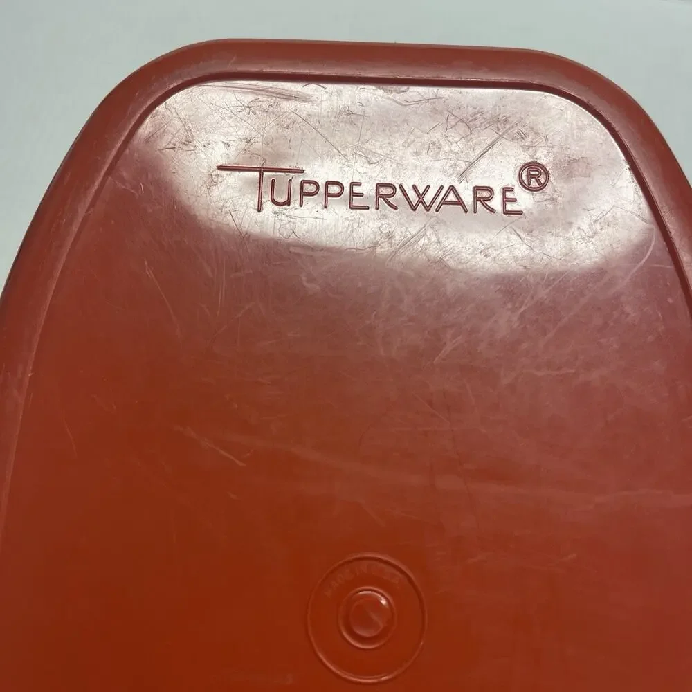 Tupperware Flavor Saver Red Container #487-1 Turkey Ham Chicken Roast